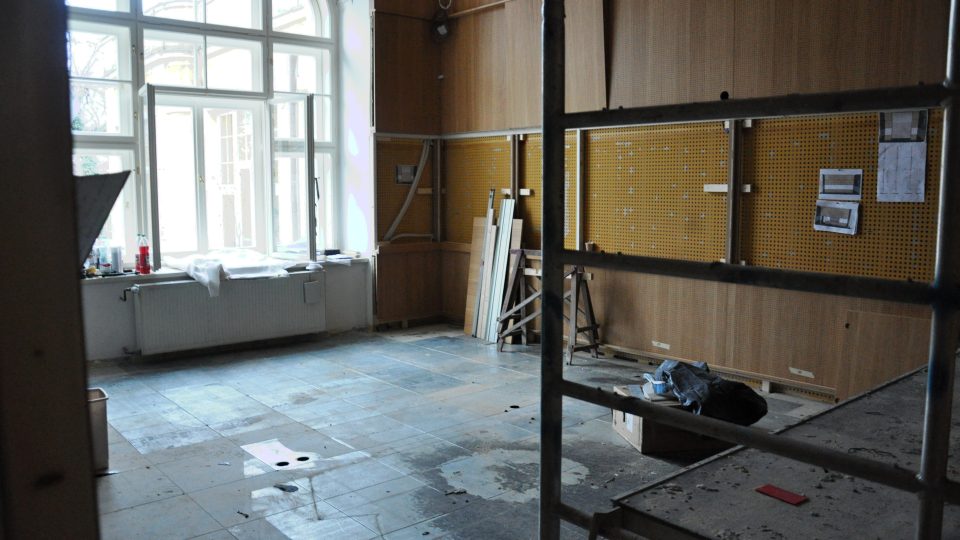 Vysílací studio Rádia DAB Praha během rekonstrukce