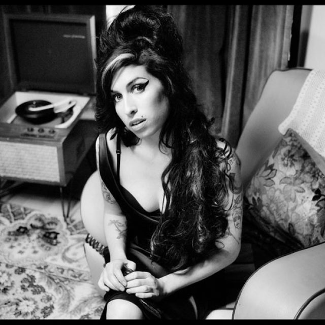 iCocerts nabízí i vystoupení tragicky zesnulé zpěvačky Amy Winehouse. | foto: oficiální stránky Amy Winehouse