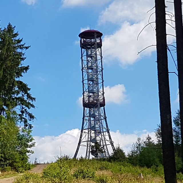 Rozhledna na Kotli nedaleko Rokycan | foto: Lukáš Polák,  Český rozhlas