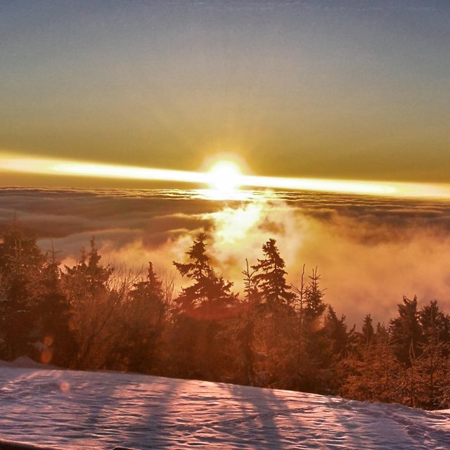 Svítání na Lysé hoře | foto: Martin Harviš,  Facebook Českého rozhlasu Ostrava