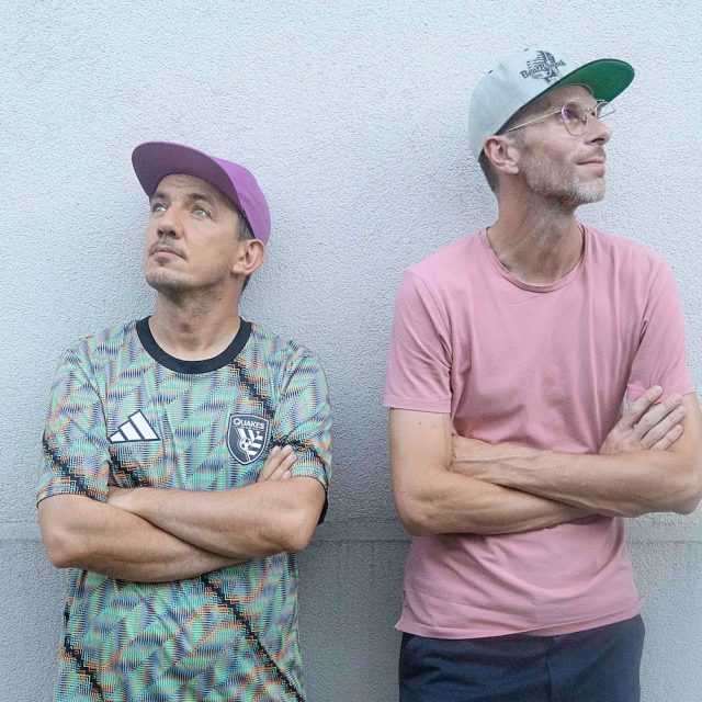 DJ Pufaz a Jaro Cossiga,  dvě z hlavních tváří stanice Slow Down Radio | foto: Slow Down Radio