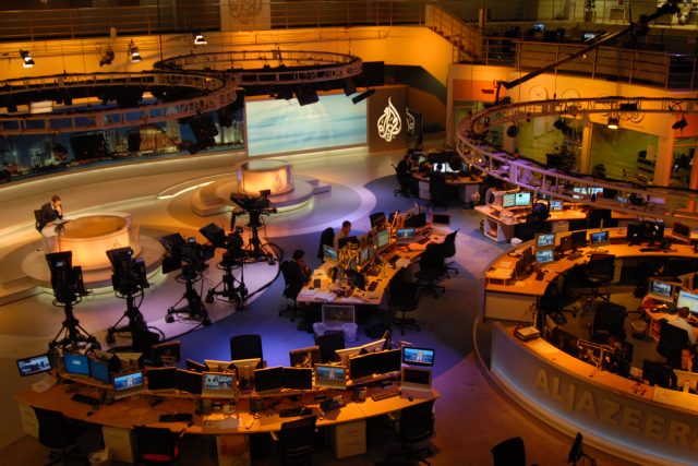 Newsroom anglojazyčné stanice Al Jazeera International | foto: Břetislav Tureček,  Český rozhlas