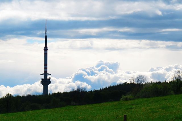 Českým Radiokomunikacím patří dominantní vysílací kóty po celé republice | foto: Adéla Havlisová