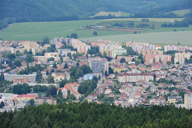 Rozhledna Andrlův Chlum nabízí krásný výhled na Ústí nad Orlicí | foto: Honza Ptáček,  Český rozhlas