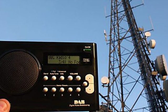 Veřejnoprávní BBC v posledních letech významně investovala do výstavby DAB vysílačů | foto:  BBC
