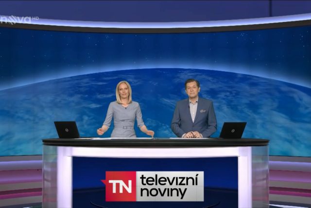 Televizní noviny z prostředí virtuálního studia | foto: repro TV Nova