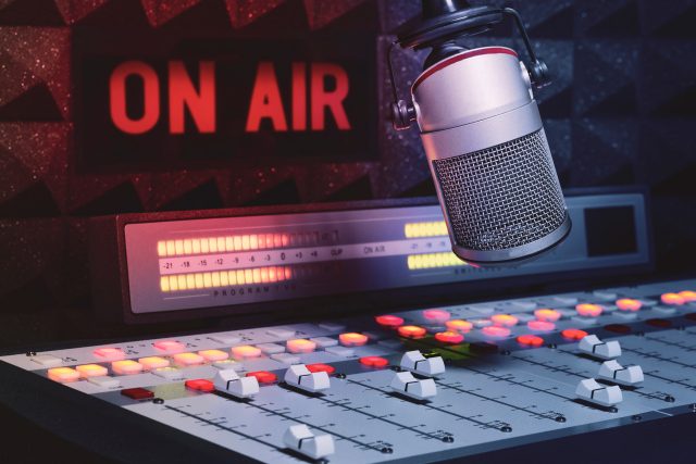 Posluchači už si vysílání stanice nenaladí | foto: Shutterstock