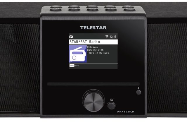Multimediáln příjímač Telestar32i CD | foto: Telestar