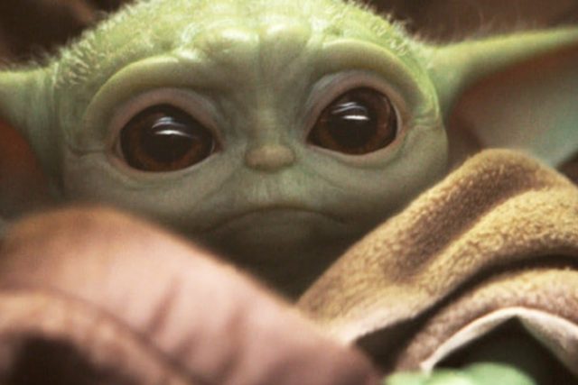 Scéna ze seriálu Star Wars: Mandalorian streamingové služby Disney+ | foto: Disney,  Lucasfilm