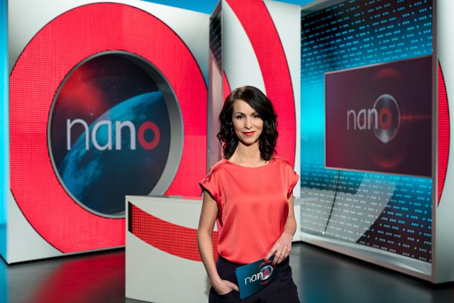 Moderátorka Alexandra Kröber ve studiu magazínu nano televize ZDF | foto: ZDF