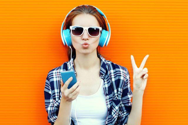 Spotify patří mezi nejpopulárnější aplikace na hudbu a podcasty | foto: Shutterstock