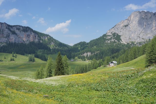Vysílač Bregenz se nachází v rakouské části Alp,  ale signálem zásobuje i Německo a Švýcarsko. | foto: Miroslav Pfeifer
