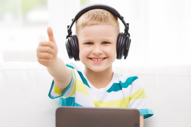 Program stanice je určen nejmladším posluchačům a jejich rodičům | foto: Shutterstock