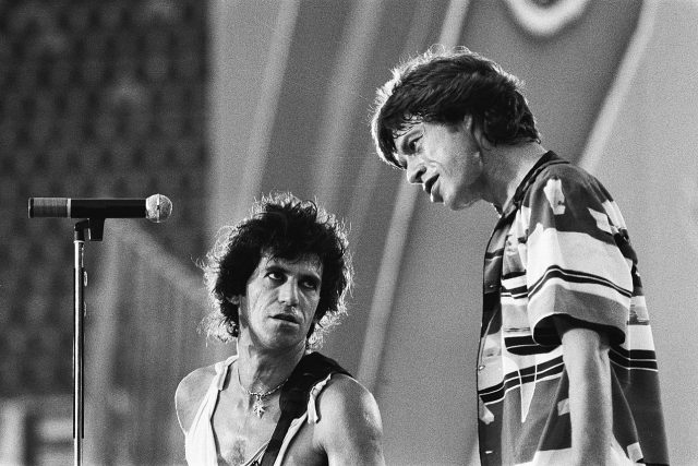 Archivní snímek kapely Rolling Stones ze začátku osmdesátých let | foto: Marcel Antonisse,  Nationaal Archief,  CC0 1.0