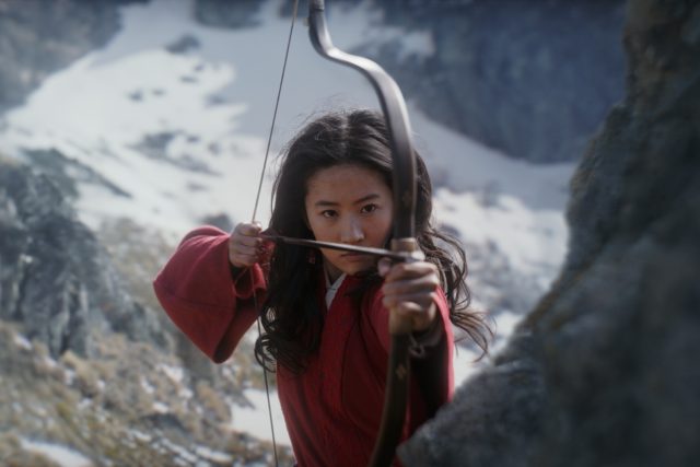 Studio Disney uvedlo v některých zemích snímek Mulan pouze na své streamovací platformě | foto: Falcon