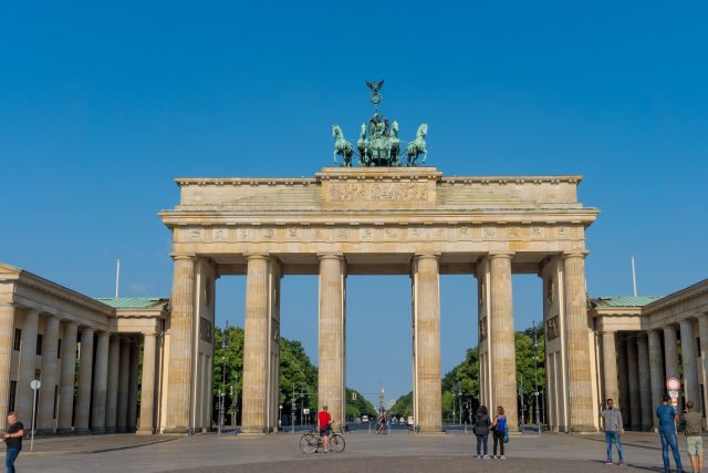 Braniborská brána v Berlíně  (archivní foto) | foto: scholty1970,  Pixabay,  CC0 1.0
