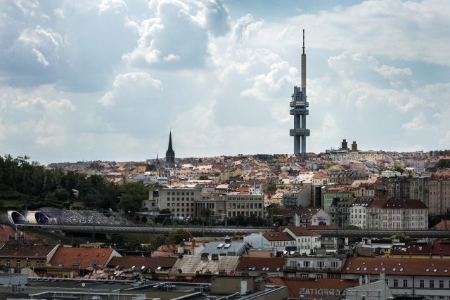 Vypínání DVB-T bude příští rok na podzim zahájeno v Praze. | foto: Michaela Danelová,  iRozhlas